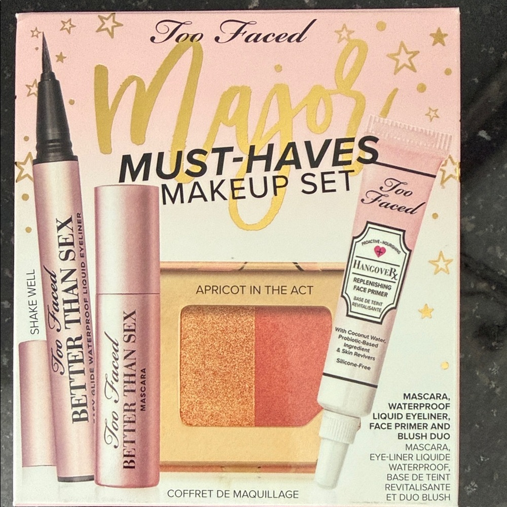 Too Faced Major Must-Haves Makeup Set - Apricot and Pink